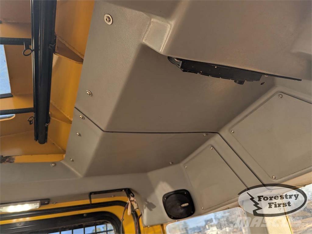 Tigercat 724G 伐木机