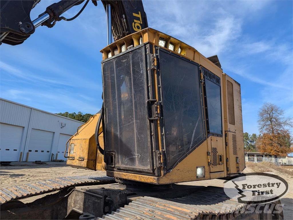 Tigercat 822D 伐木机