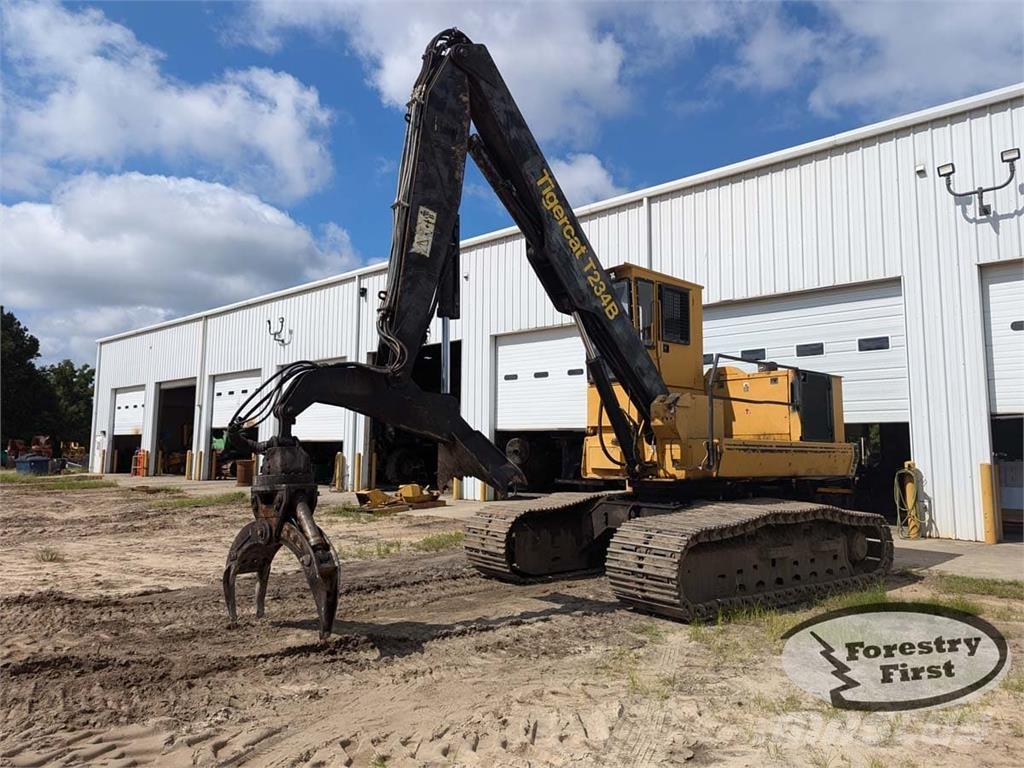 Tigercat T234B 筑床机