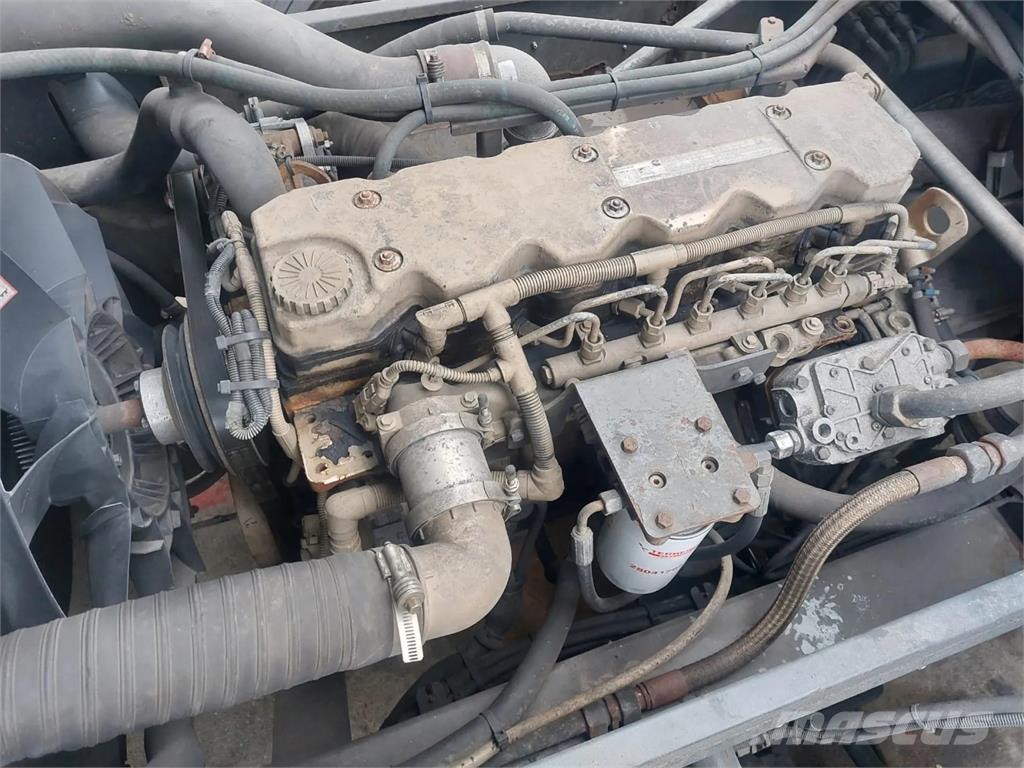 Terberg YT182 码头牵引车