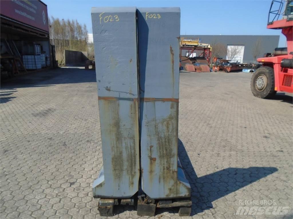 Terberg YT220 码头牵引车