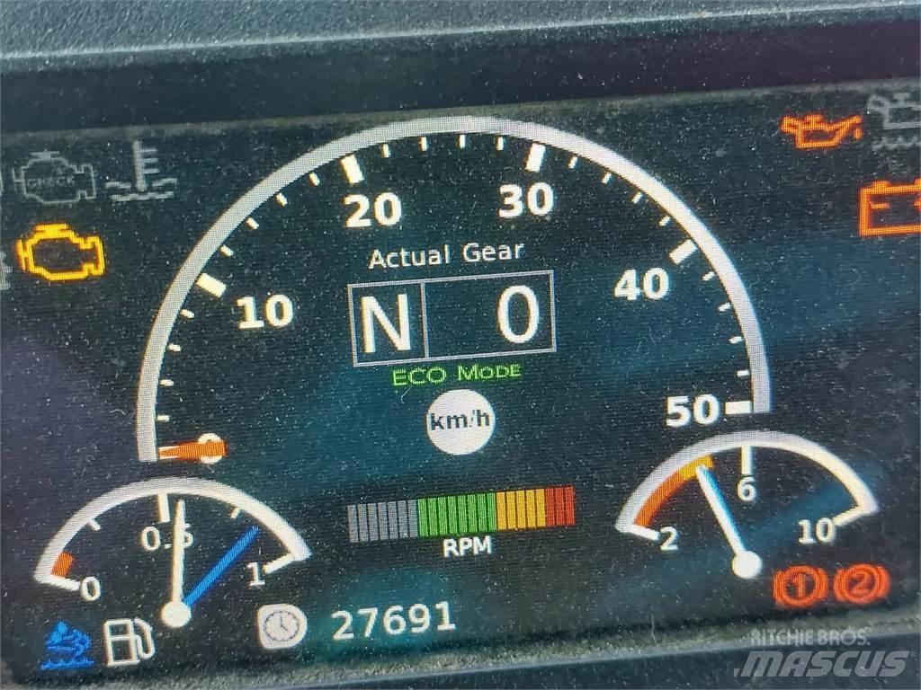 Terberg YT222 码头牵引车