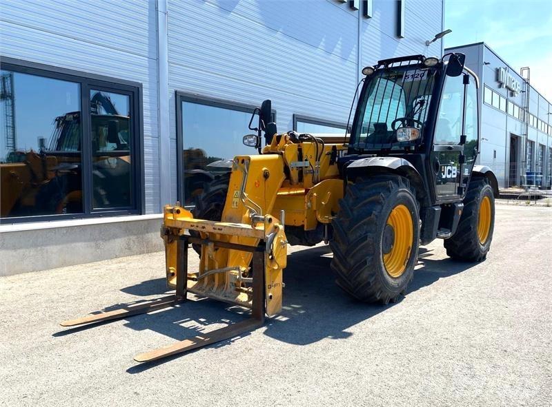 JCB 535-95 伸缩臂叉装车|叉装车