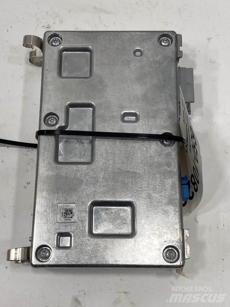 Bosch  驾驶室与内部