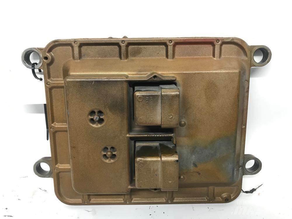 CAT 40 Pin 运输工具-其他