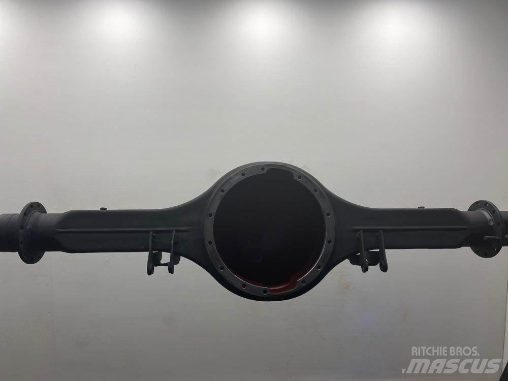  Dana S-135 轴