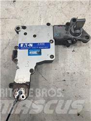 Eaton  变速器