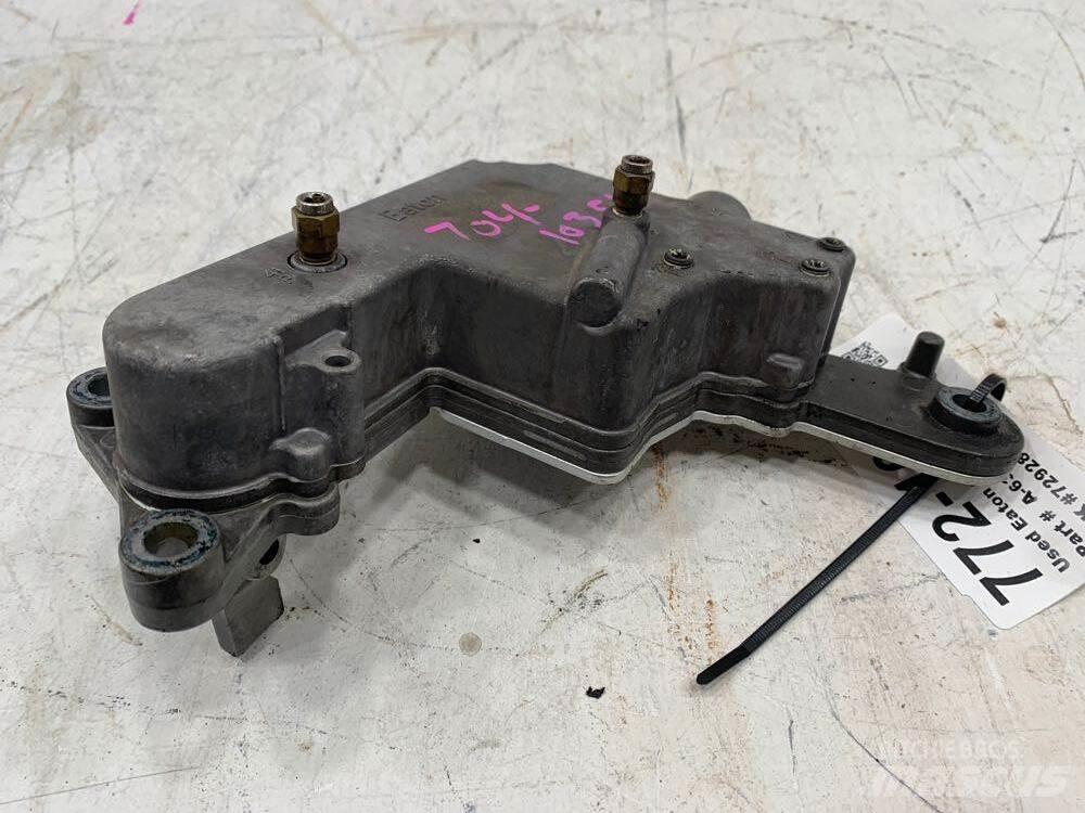 Eaton  变速器