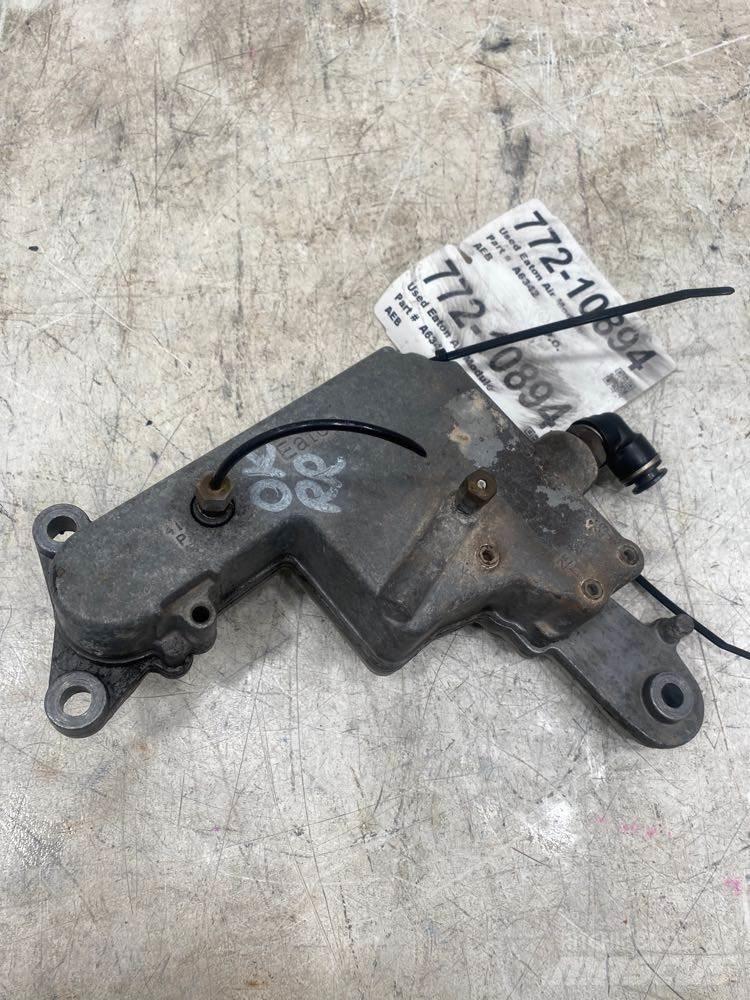 Eaton  变速器