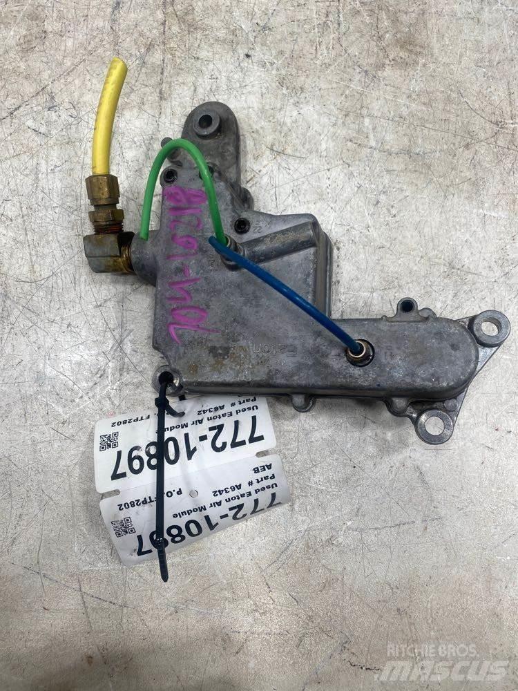 Eaton  变速器