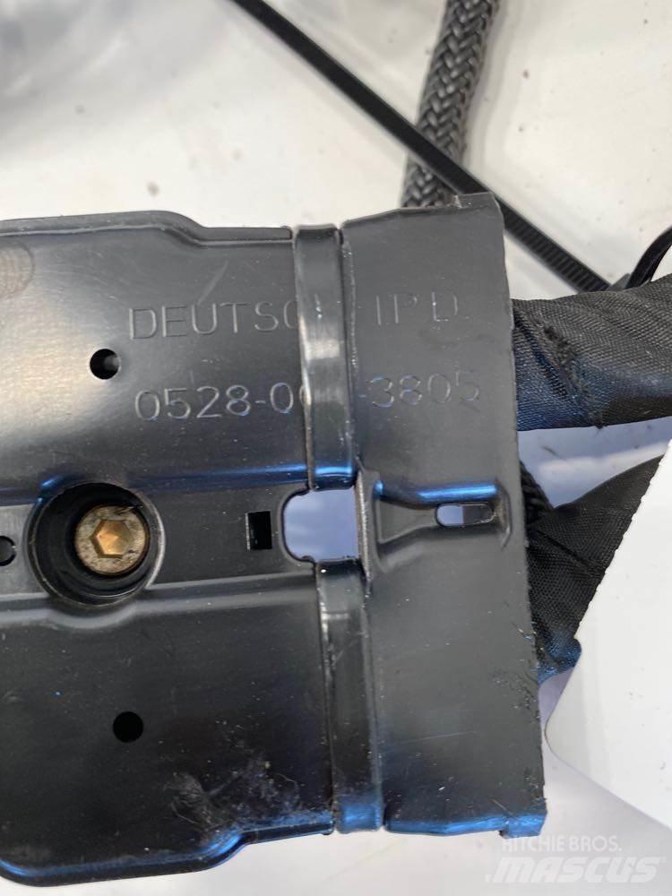 Eaton  变速器