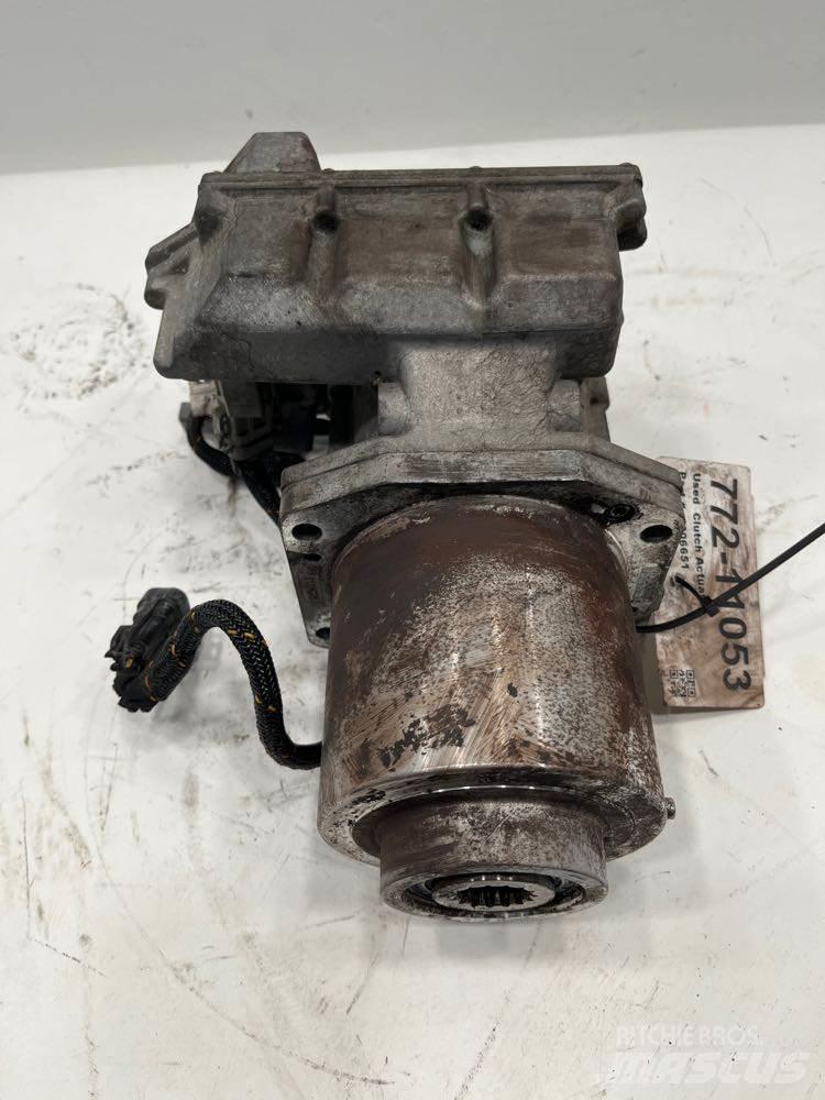 Eaton  变速器