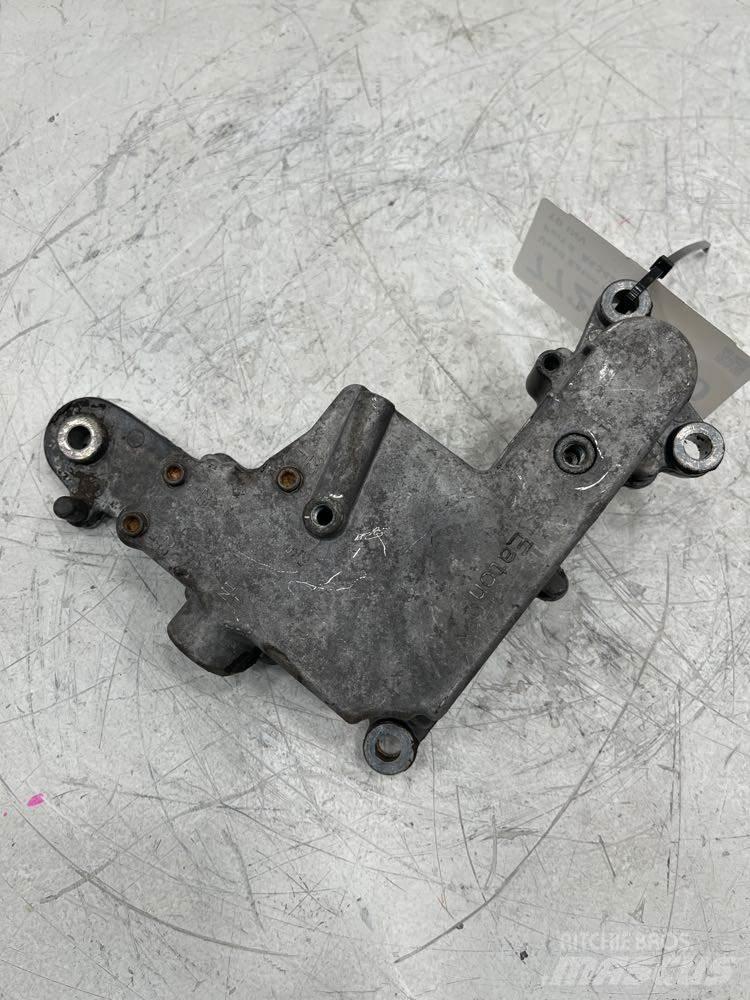 Eaton  变速器
