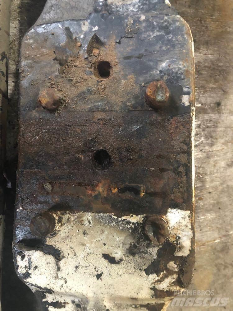 Eaton 20F4 轴
