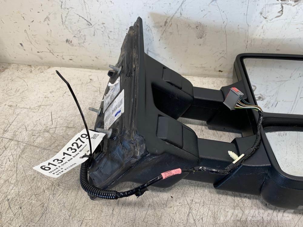 Ford F-550 运输工具-其他