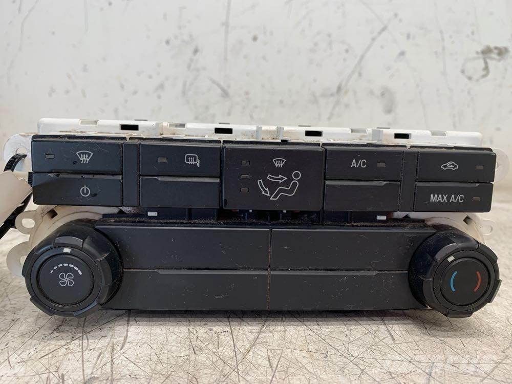 Ford F-550 电子设备