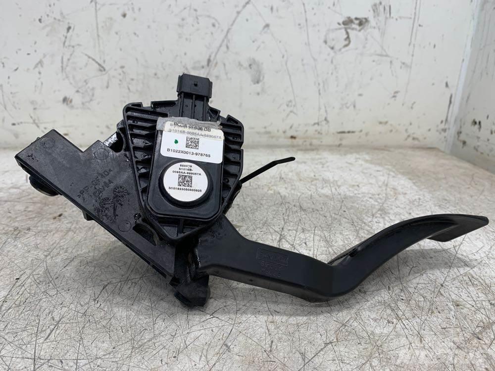 Ford F-550 运输工具-其他