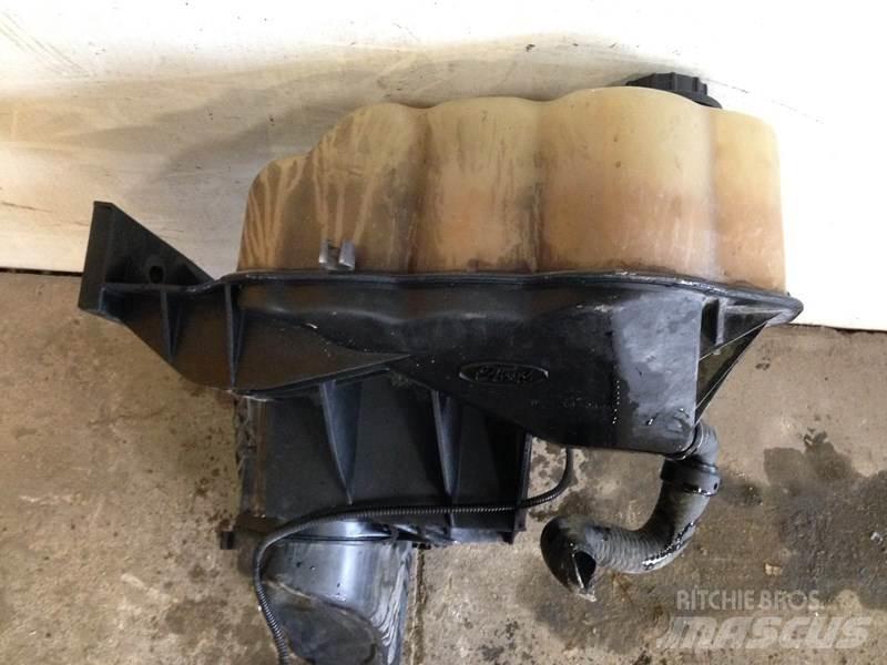 Ford F450 运输工具-其他
