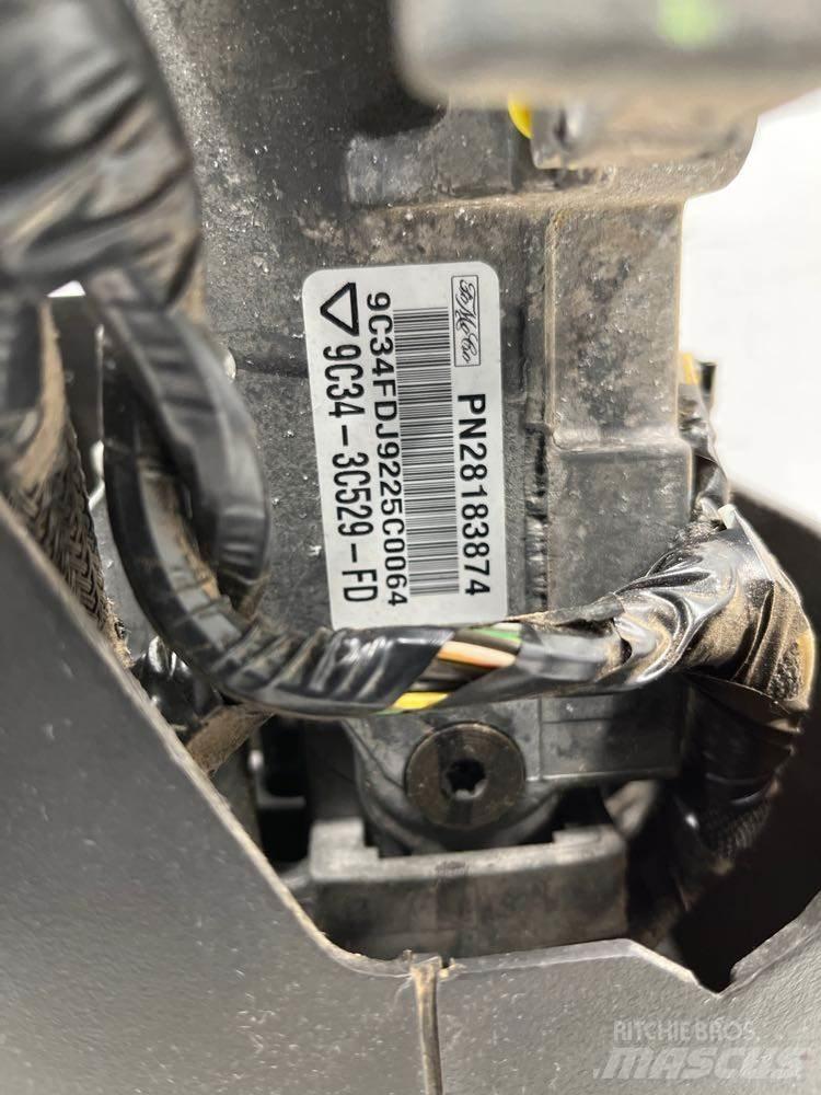 Ford F450 运输工具-其他