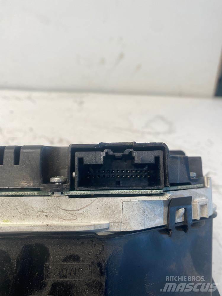 Ford F650 运输工具-其他
