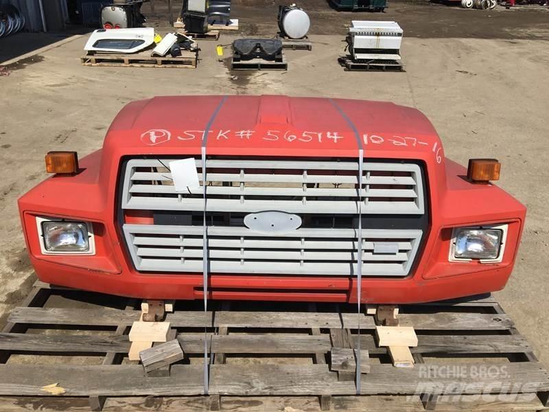 Ford F700 驾驶室与内部