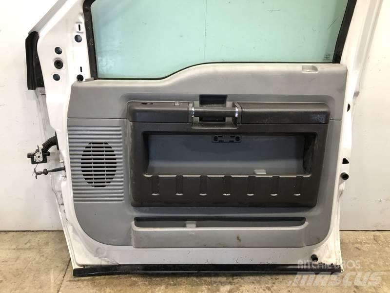 Ford F750 运输工具-其他