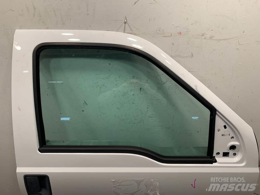 Ford F750 运输工具-其他
