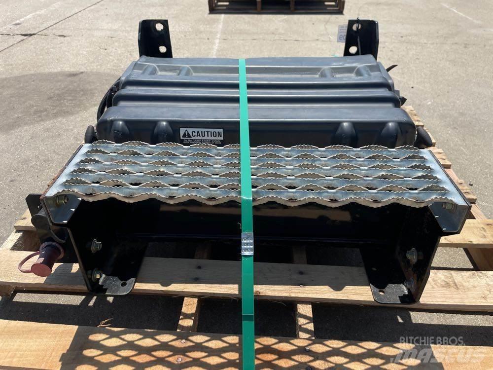 Ford F750 运输工具-其他