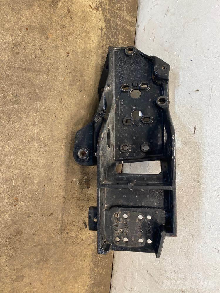 Ford F750 运输工具-其他