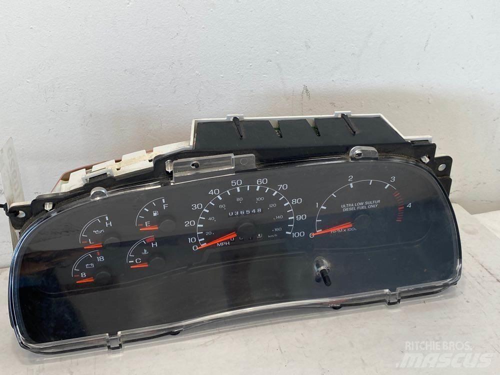 Ford F750 运输工具-其他