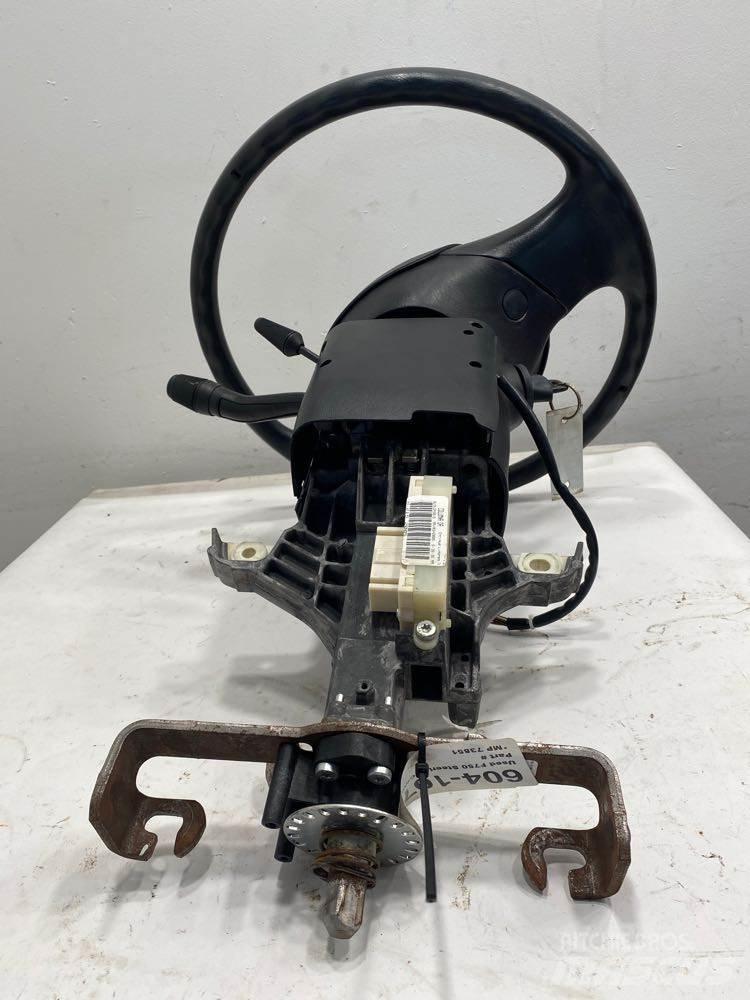 Ford F750 运输工具-其他