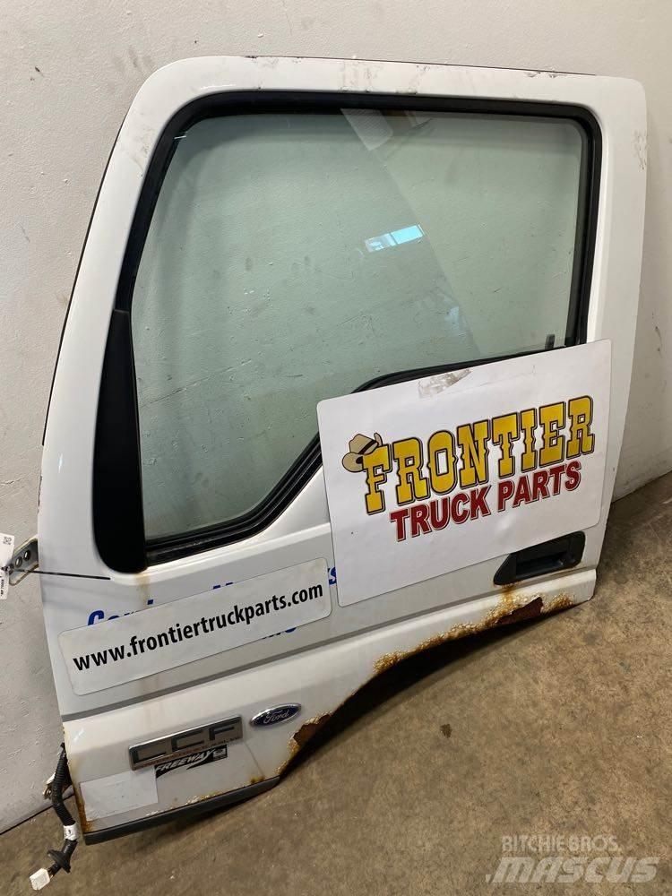 Ford LCF 运输工具-其他
