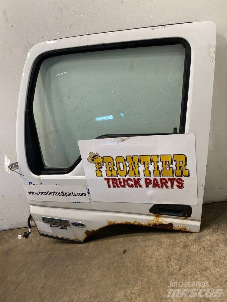 Ford LCF 运输工具-其他