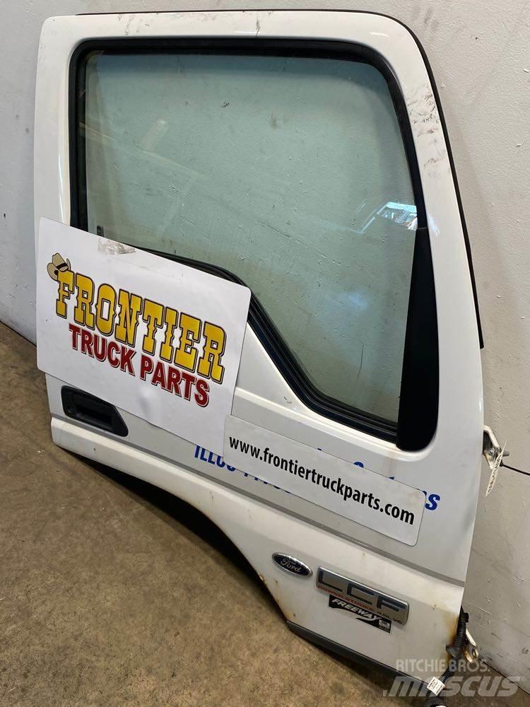 Ford LCF 运输工具-其他