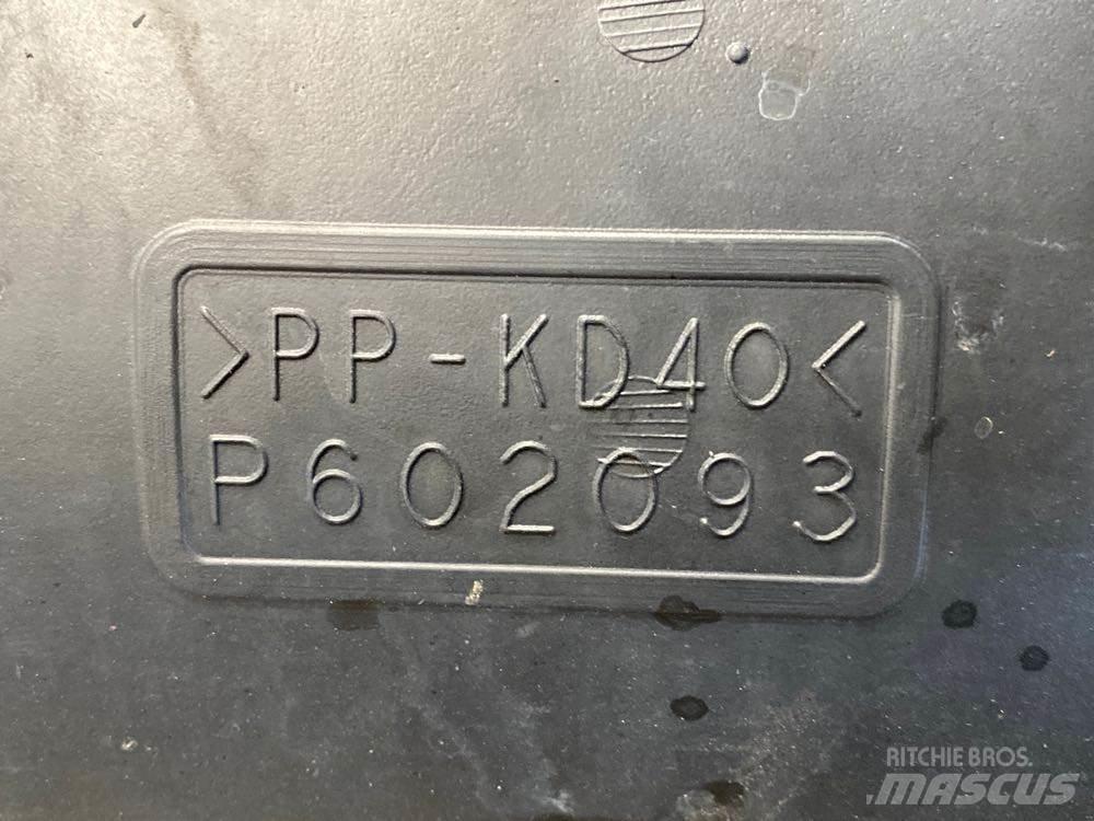 Hino 268 运输工具-其他
