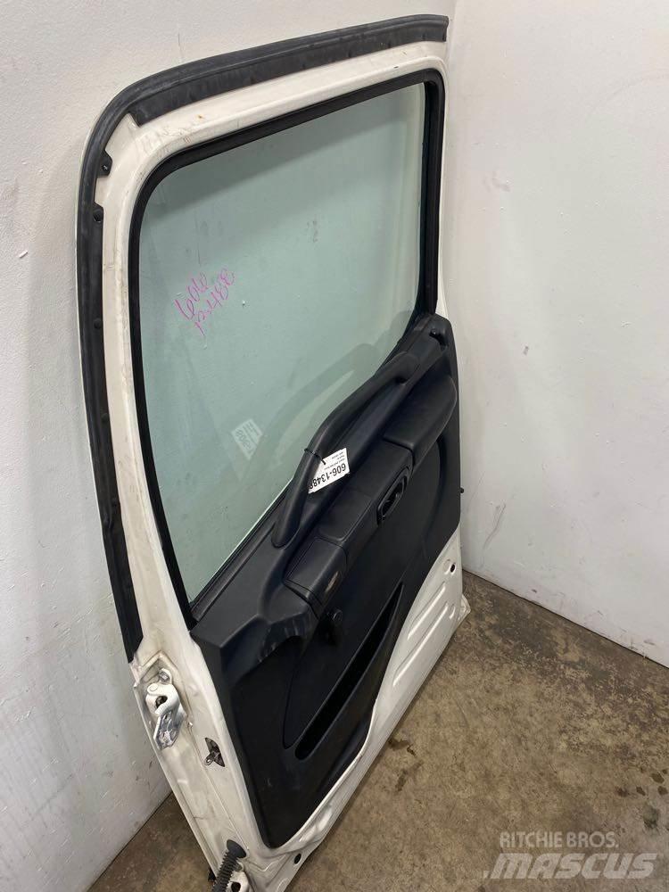 Hino 268 运输工具-其他