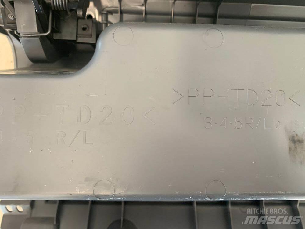 Isuzu NPR 运输工具-其他