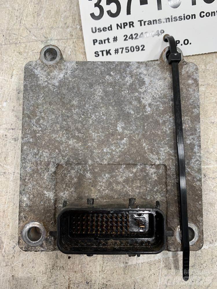 Isuzu NPR 变速器