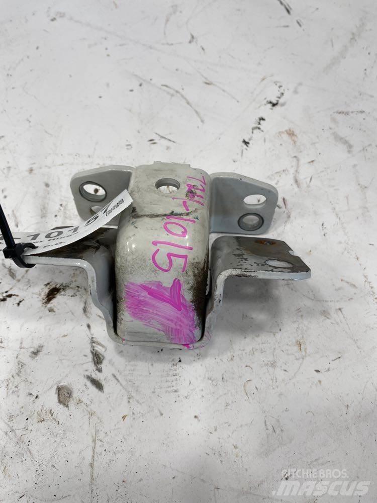 Isuzu NPR 运输工具-其他