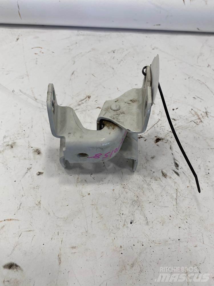 Isuzu NPR 运输工具-其他