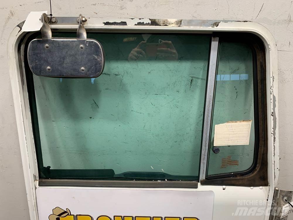 Kenworth  运输工具-其他