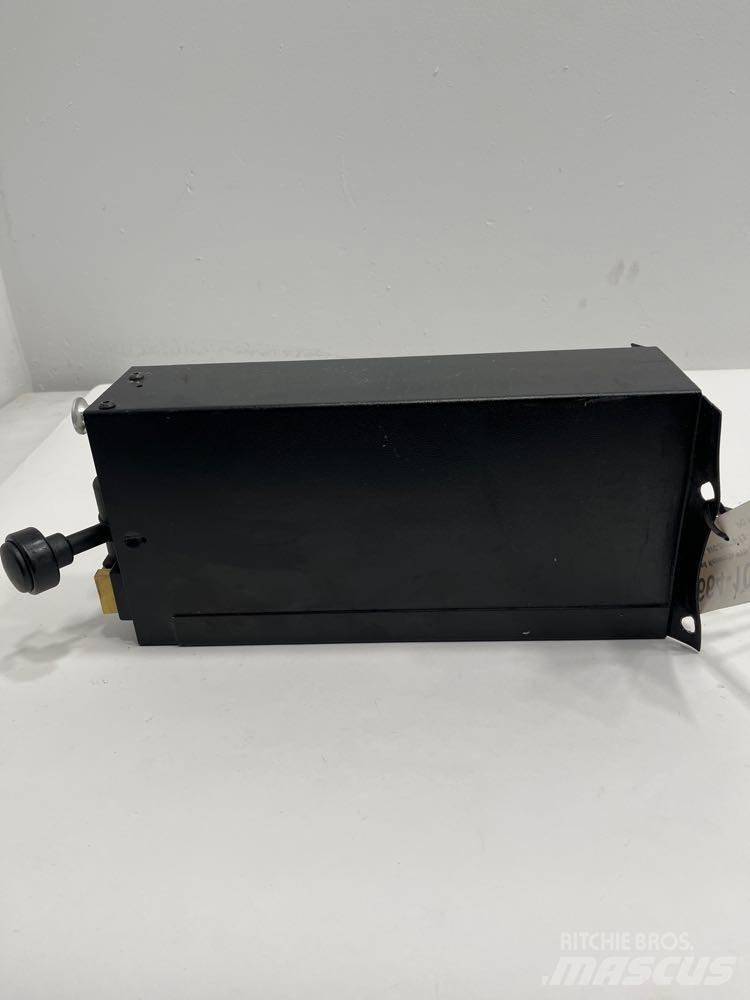 Kenworth  运输工具-其他