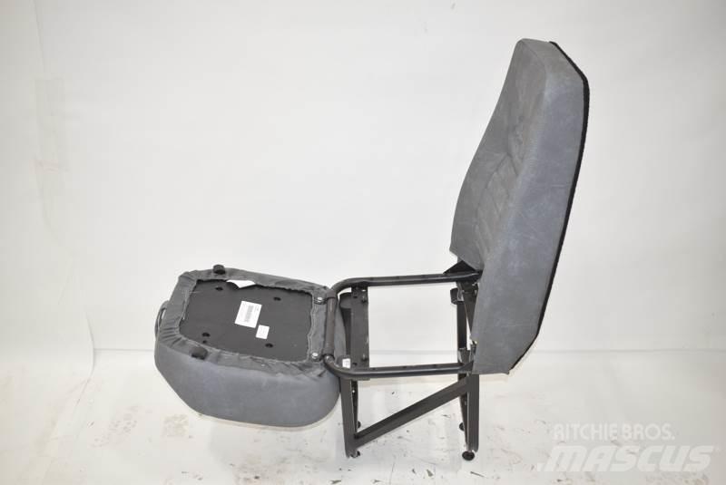 Mack  运输工具-其他