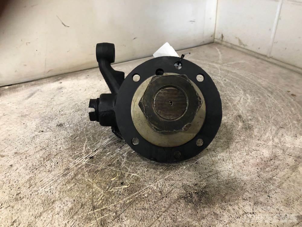 Mack  运输工具-其他