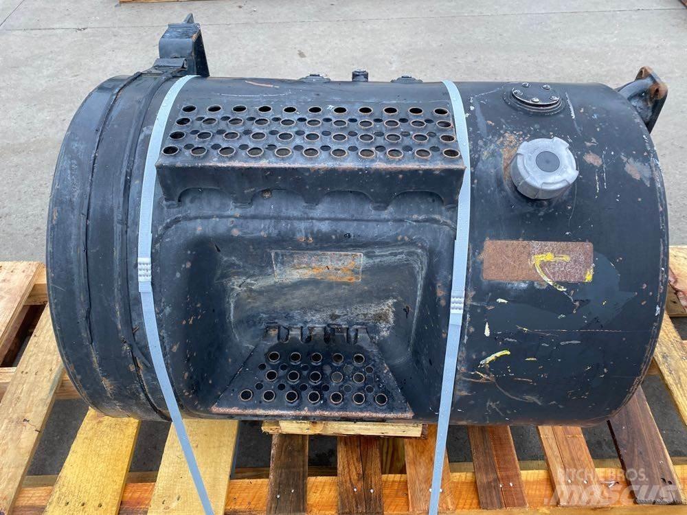 Mack  运输工具-其他