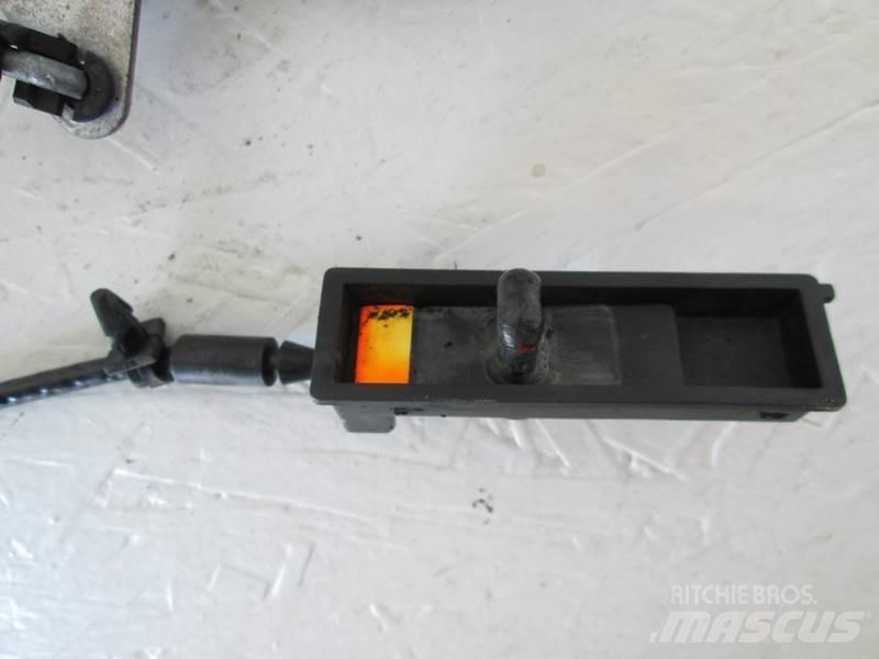 Mack CL733 运输工具-其他