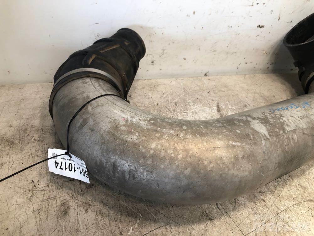 Mack CV713 运输工具-其他