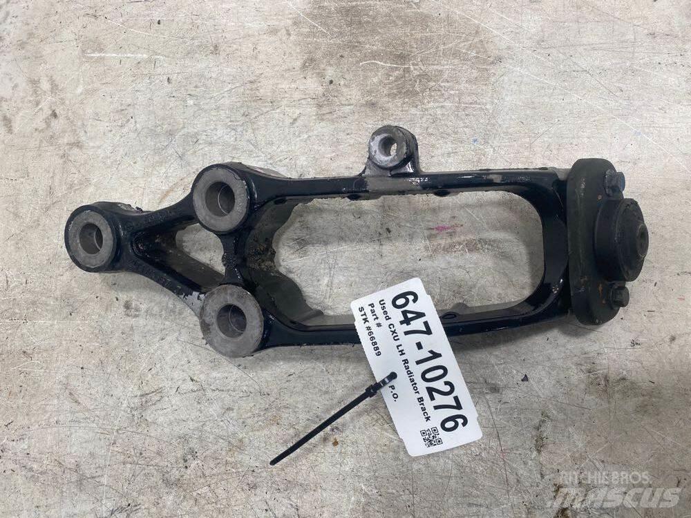 Mack CXU 散热器