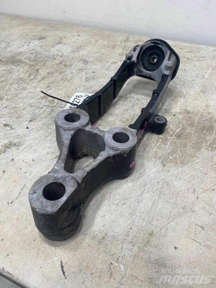 Mack CXU 散热器