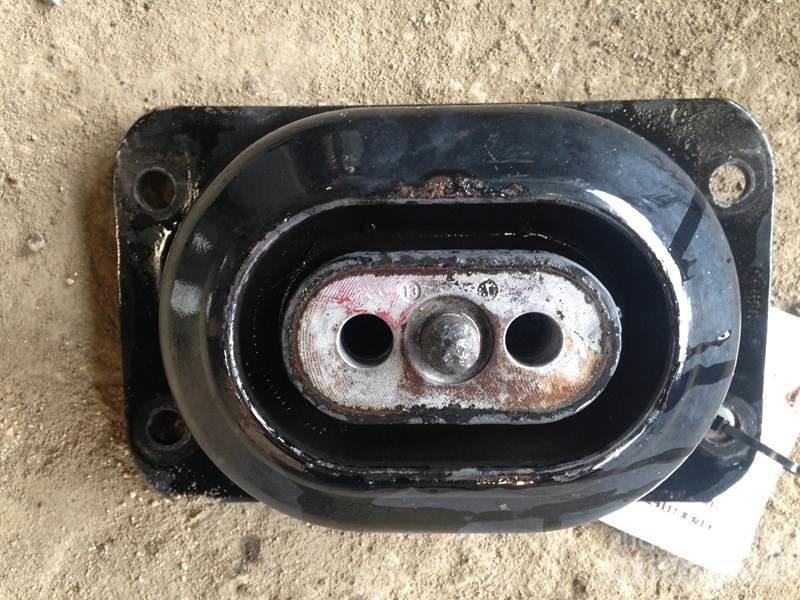 Mack MP8 运输工具-其他